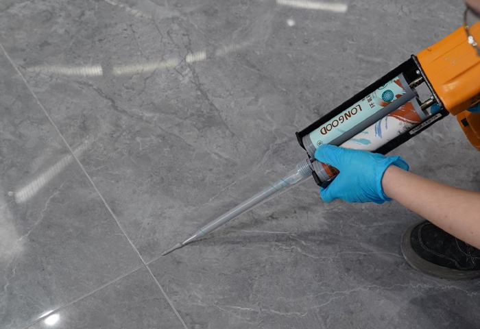 瓷磚美縫全攻略：施工時機與操作步驟詳解